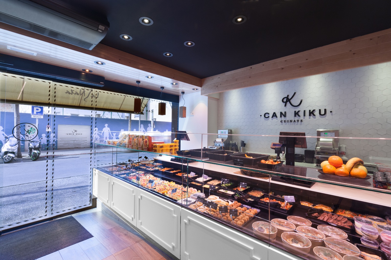 iluminacion de local de platos preparados a medida