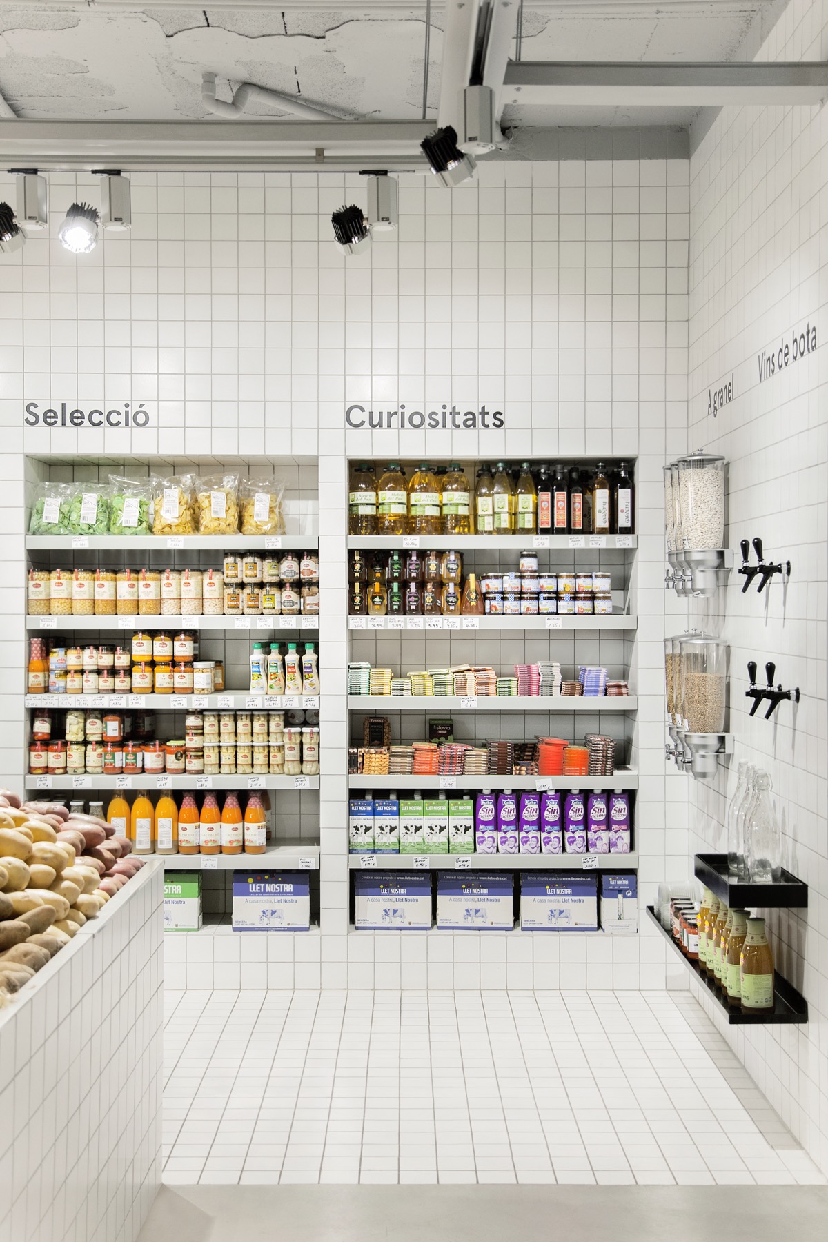 iluminación para estante de productos